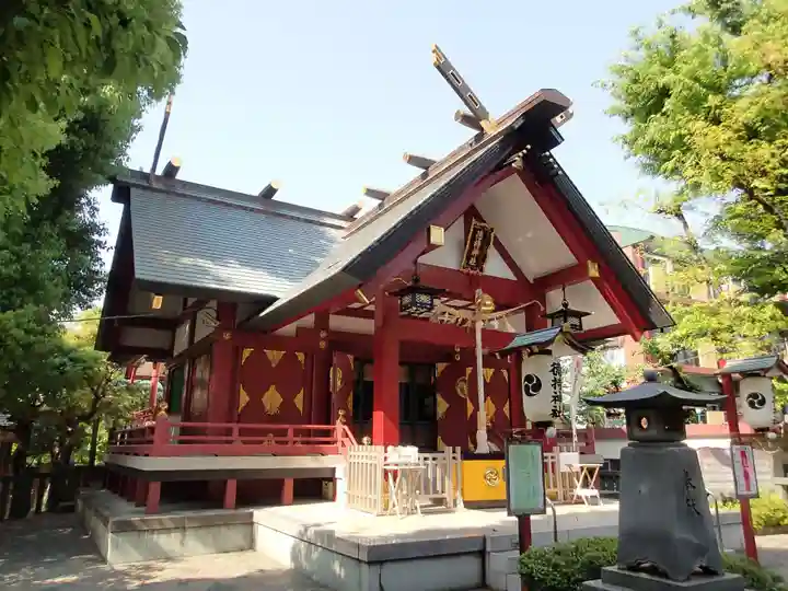 徳持神社の本殿・本堂