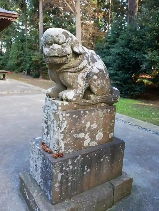 蛟蝄神社奥の宮の狛犬
