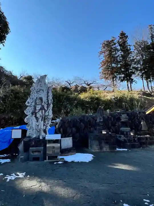 長谷寺(白岩観音)の{uncategorized: "未分類", other: "その他", undefined: "問題あり", building: "その他建物", grave: "お墓", sacred_gate: "鳥居", guardian: "狛犬", statue: "像", buddha: "仏像", history: "歴史", nature: "自然", garden: "庭園", animal: "動物", pagoda: "塔", temizu: "手水舎", mountain_gate: "山門・神門", sanctuary: "本殿・本堂", subordinate: "末社・摂社", art: "芸術", scenery: "景色", jizo: "地蔵", ema: "絵馬", goshuin: "御朱印", omikuji: "おみくじ", items: "授与品その他", amulet: "お守り", goshuincho: "御朱印帳", eats: "食事", festival: "お祭り", votive_dance: "神楽", shichigosan: "七五三参", wedding: "結婚式", experience: "体験その他", initially: "初詣", around: "周辺", anti_infection: "感染症対策"}