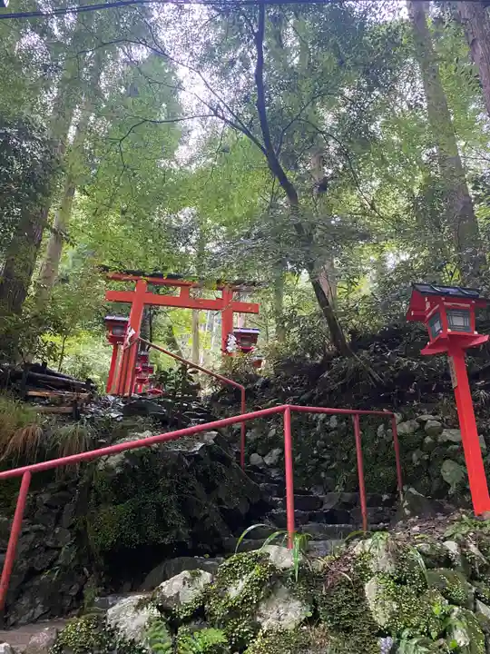 貴船神社結社の鳥居