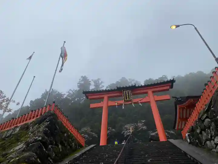 熊野那智大社(和歌山県)