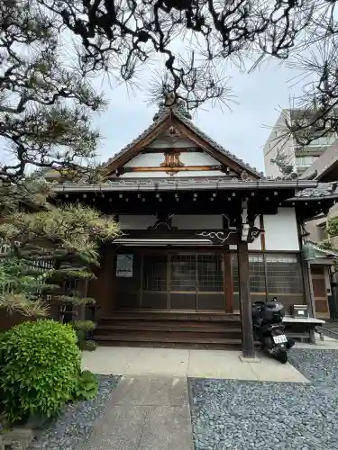 善徳寺の{uncategorized: "未分類", other: "その他", undefined: "問題あり", building: "その他建物", grave: "お墓", sacred_gate: "鳥居", guardian: "狛犬", statue: "像", buddha: "仏像", history: "歴史", nature: "自然", garden: "庭園", animal: "動物", pagoda: "塔", temizu: "手水舎", mountain_gate: "山門・神門", sanctuary: "本殿・本堂", subordinate: "末社・摂社", art: "芸術", scenery: "景色", jizo: "地蔵", ema: "絵馬", goshuin: "御朱印", omikuji: "おみくじ", items: "授与品その他", amulet: "お守り", goshuincho: "御朱印帳", eats: "食事", festival: "お祭り", votive_dance: "神楽", shichigosan: "七五三参", wedding: "結婚式", experience: "体験その他", initially: "初詣", around: "周辺", anti_infection: "感染症対策"}