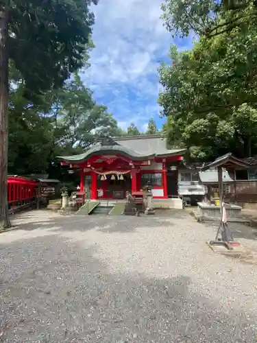 西代神社の本殿