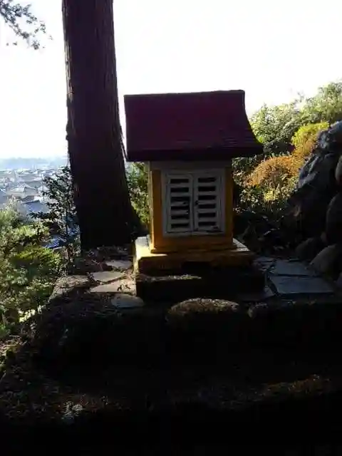 草花神社の末社・摂社
