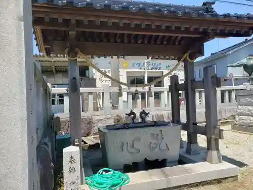 村社江尻神社の手水