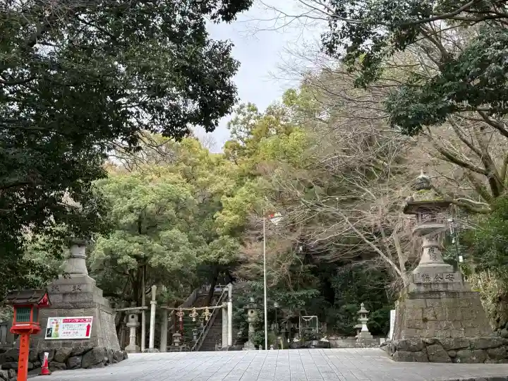 枚岡神社の{uncategorized: "未分類", other: "その他", undefined: "問題あり", building: "その他建物", grave: "お墓", sacred_gate: "鳥居", guardian: "狛犬", statue: "像", buddha: "仏像", history: "歴史", nature: "自然", garden: "庭園", animal: "動物", pagoda: "塔", temizu: "手水舎", mountain_gate: "山門・神門", sanctuary: "本殿・本堂", subordinate: "末社・摂社", art: "芸術", scenery: "景色", jizo: "地蔵", ema: "絵馬", goshuin: "御朱印", omikuji: "おみくじ", items: "授与品その他", amulet: "お守り", goshuincho: "御朱印帳", eats: "食事", festival: "お祭り", votive_dance: "神楽", shichigosan: "七五三参", wedding: "結婚式", experience: "体験その他", initially: "初詣", around: "周辺", anti_infection: "感染症対策"}