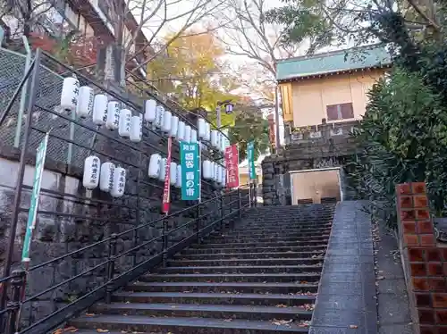 須賀神社の庭園