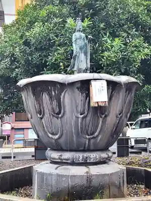 大須観音 （北野山真福寺宝生院）の手水舎