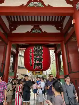 浅草寺の山門・神門