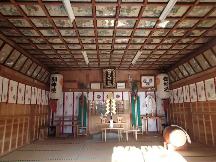 白沙八幡神社の本殿・本堂