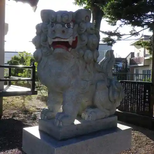 三里塚神社の狛犬