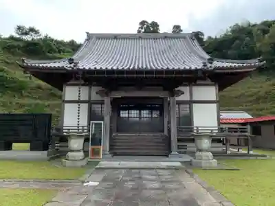 萬光寺の本殿・本堂