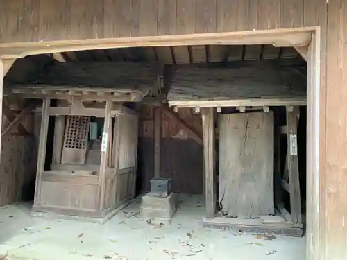 若一神社のその他建物