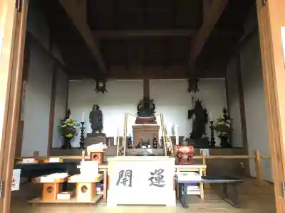 園城寺（三井寺）の{uncategorized: "未分類", other: "その他", undefined: "問題あり", building: "その他建物", grave: "お墓", sacred_gate: "鳥居", guardian: "狛犬", statue: "像", buddha: "仏像", history: "歴史", nature: "自然", garden: "庭園", animal: "動物", pagoda: "塔", temizu: "手水舎", mountain_gate: "山門・神門", sanctuary: "本殿・本堂", subordinate: "末社・摂社", art: "芸術", scenery: "景色", jizo: "地蔵", ema: "絵馬", goshuin: "御朱印", omikuji: "おみくじ", items: "授与品その他", amulet: "お守り", goshuincho: "御朱印帳", eats: "食事", festival: "お祭り", votive_dance: "神楽", shichigosan: "七五三参", wedding: "結婚式", experience: "体験その他", initially: "初詣", around: "周辺", anti_infection: "感染症対策"}