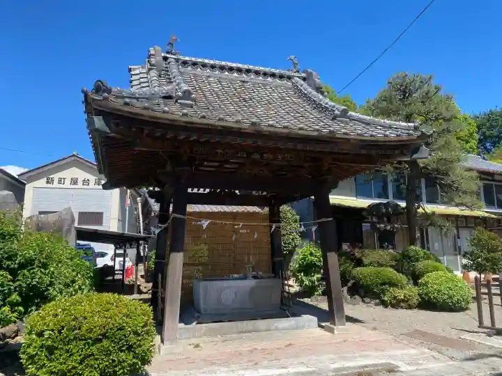 八坂神社の{uncategorized: "未分類", other: "その他", undefined: "問題あり", building: "その他建物", grave: "お墓", sacred_gate: "鳥居", guardian: "狛犬", statue: "像", buddha: "仏像", history: "歴史", nature: "自然", garden: "庭園", animal: "動物", pagoda: "塔", temizu: "手水舎", mountain_gate: "山門・神門", sanctuary: "本殿・本堂", subordinate: "末社・摂社", art: "芸術", scenery: "景色", jizo: "地蔵", ema: "絵馬", goshuin: "御朱印", omikuji: "おみくじ", items: "授与品その他", amulet: "お守り", goshuincho: "御朱印帳", eats: "食事", festival: "お祭り", votive_dance: "神楽", shichigosan: "七五三参", wedding: "結婚式", experience: "体験その他", initially: "初詣", around: "周辺", anti_infection: "感染症対策"}