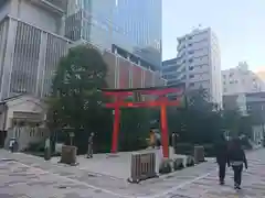 福徳神社（芽吹稲荷）の鳥居