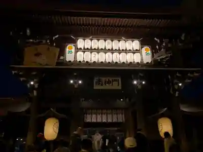 明治神宮の山門・神門