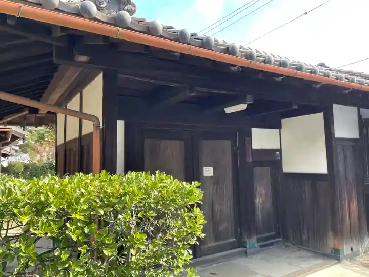 明鑑寺の山門・神門
