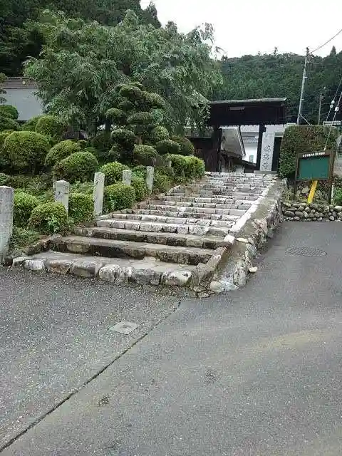梅岩寺の山門・神門
