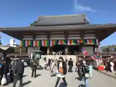 西新井大師総持寺の本殿