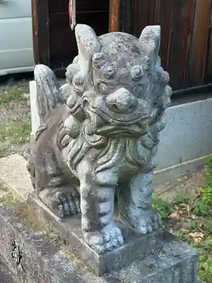 勝部神社の狛犬