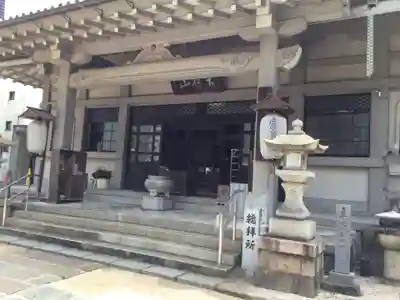 多聞院の本殿・本堂