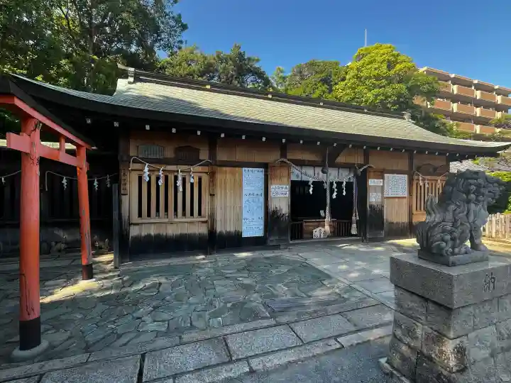 矢宮神社の{uncategorized: "未分類", other: "その他", undefined: "問題あり", building: "その他建物", grave: "お墓", sacred_gate: "鳥居", guardian: "狛犬", statue: "像", buddha: "仏像", history: "歴史", nature: "自然", garden: "庭園", animal: "動物", pagoda: "塔", temizu: "手水舎", mountain_gate: "山門・神門", sanctuary: "本殿・本堂", subordinate: "末社・摂社", art: "芸術", scenery: "景色", jizo: "地蔵", ema: "絵馬", goshuin: "御朱印", omikuji: "おみくじ", items: "授与品その他", amulet: "お守り", goshuincho: "御朱印帳", eats: "食事", festival: "お祭り", votive_dance: "神楽", shichigosan: "七五三参", wedding: "結婚式", experience: "体験その他", initially: "初詣", around: "周辺", anti_infection: "感染症対策"}