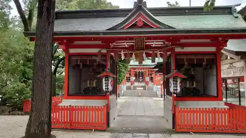 馬橋稲荷神社の山門・神門