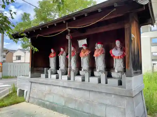 宝神神社の地蔵