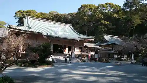 鎮國寺の本殿・本堂