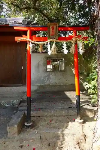 片岡神社の末社