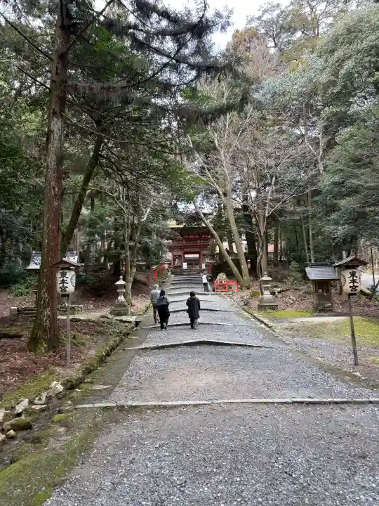 日吉大社の{uncategorized: "未分類", other: "その他", undefined: "問題あり", building: "その他建物", grave: "お墓", sacred_gate: "鳥居", guardian: "狛犬", statue: "像", buddha: "仏像", history: "歴史", nature: "自然", garden: "庭園", animal: "動物", pagoda: "塔", temizu: "手水舎", mountain_gate: "山門・神門", sanctuary: "本殿・本堂", subordinate: "末社・摂社", art: "芸術", scenery: "景色", jizo: "地蔵", ema: "絵馬", goshuin: "御朱印", omikuji: "おみくじ", items: "授与品その他", amulet: "お守り", goshuincho: "御朱印帳", eats: "食事", festival: "お祭り", votive_dance: "神楽", shichigosan: "七五三参", wedding: "結婚式", experience: "体験その他", initially: "初詣", around: "周辺", anti_infection: "感染症対策"}