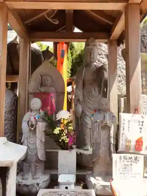 伏見豊川稲荷本宮の仏像