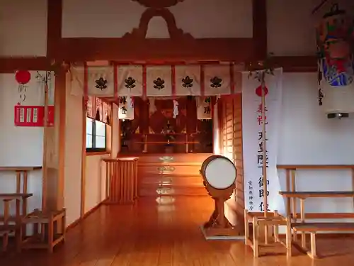 若宮八幡社の本殿・本堂