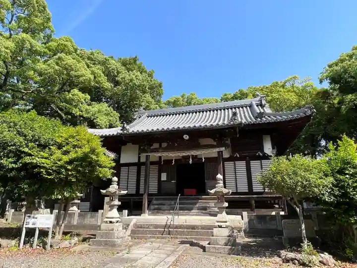 伊吹八幡神社の本殿・本堂
