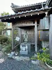 遍照寺の像