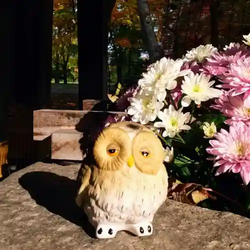 彌彦神社　(伊夜日子神社)の像