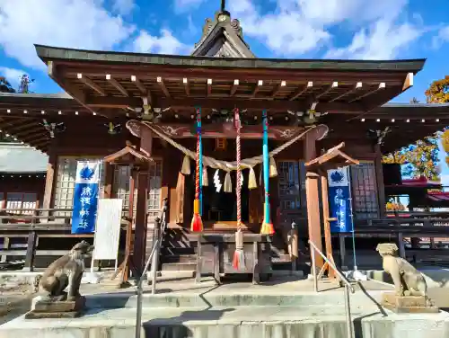 熊野神社の{uncategorized: "未分類", other: "その他", undefined: "問題あり", building: "その他建物", grave: "お墓", sacred_gate: "鳥居", guardian: "狛犬", statue: "像", buddha: "仏像", history: "歴史", nature: "自然", garden: "庭園", animal: "動物", pagoda: "塔", temizu: "手水舎", mountain_gate: "山門・神門", sanctuary: "本殿・本堂", subordinate: "末社・摂社", art: "芸術", scenery: "景色", jizo: "地蔵", ema: "絵馬", goshuin: "御朱印", omikuji: "おみくじ", items: "授与品その他", amulet: "お守り", goshuincho: "御朱印帳", eats: "食事", festival: "お祭り", votive_dance: "神楽", shichigosan: "七五三参", wedding: "結婚式", experience: "体験その他", initially: "初詣", around: "周辺", anti_infection: "感染症対策"}