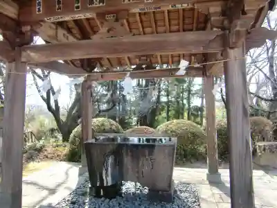 加波山三枝祇神社本宮の手水舎