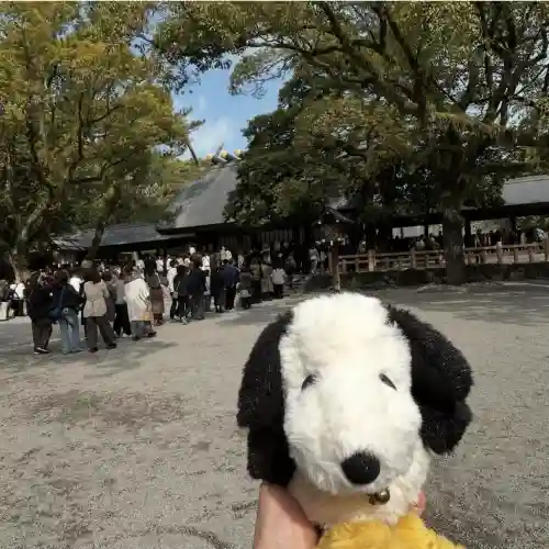 熱田神宮の{uncategorized: "未分類", other: "その他", undefined: "問題あり", building: "その他建物", grave: "お墓", sacred_gate: "鳥居", guardian: "狛犬", statue: "像", buddha: "仏像", history: "歴史", nature: "自然", garden: "庭園", animal: "動物", pagoda: "塔", temizu: "手水舎", mountain_gate: "山門・神門", sanctuary: "本殿・本堂", subordinate: "末社・摂社", art: "芸術", scenery: "景色", jizo: "地蔵", ema: "絵馬", goshuin: "御朱印", omikuji: "おみくじ", items: "授与品その他", amulet: "お守り", goshuincho: "御朱印帳", eats: "食事", festival: "お祭り", votive_dance: "神楽", shichigosan: "七五三参", wedding: "結婚式", experience: "体験その他", initially: "初詣", around: "周辺", anti_infection: "感染症対策"}