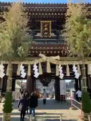 川崎大師（平間寺）の山門