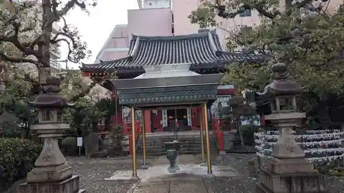 藤次寺の本殿