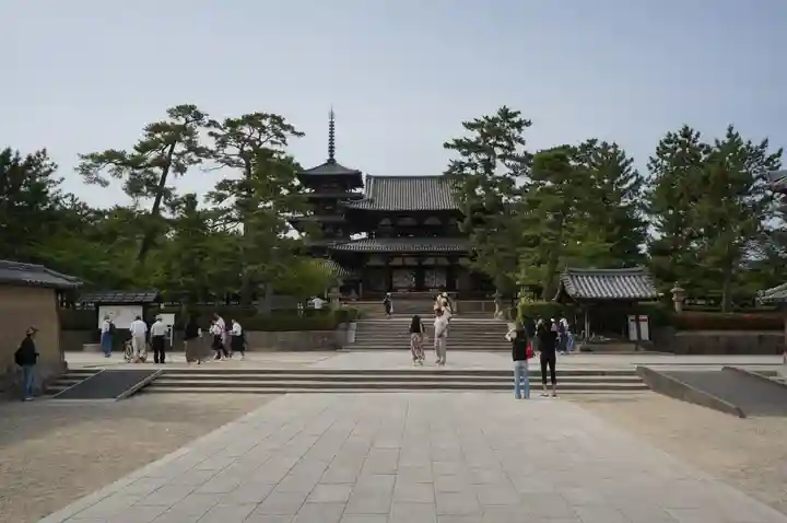 法隆寺の本殿・本堂