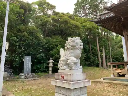 御嶽神社の狛犬