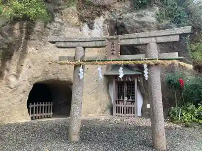 石屋神社(兵庫県)