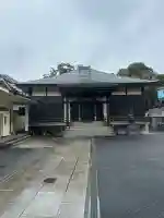 仏持院の{uncategorized: "未分類", other: "その他", undefined: "問題あり", building: "その他建物", grave: "お墓", sacred_gate: "鳥居", guardian: "狛犬", statue: "像", buddha: "仏像", history: "歴史", nature: "自然", garden: "庭園", animal: "動物", pagoda: "塔", temizu: "手水舎", mountain_gate: "山門・神門", sanctuary: "本殿・本堂", subordinate: "末社・摂社", art: "芸術", scenery: "景色", jizo: "地蔵", ema: "絵馬", goshuin: "御朱印", omikuji: "おみくじ", items: "授与品その他", amulet: "お守り", goshuincho: "御朱印帳", eats: "食事", festival: "お祭り", votive_dance: "神楽", shichigosan: "七五三参", wedding: "結婚式", experience: "体験その他", initially: "初詣", around: "周辺", anti_infection: "感染症対策"}