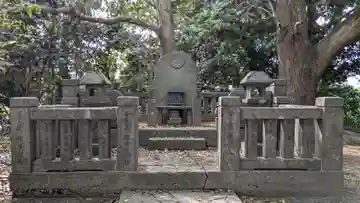 大臣塚古墳のお墓