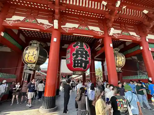 浅草寺の山門