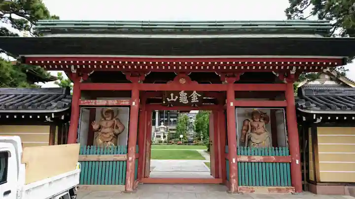 三学院の山門・神門