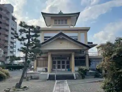 圓徳寺の{uncategorized: "未分類", other: "その他", undefined: "問題あり", building: "その他建物", grave: "お墓", sacred_gate: "鳥居", guardian: "狛犬", statue: "像", buddha: "仏像", history: "歴史", nature: "自然", garden: "庭園", animal: "動物", pagoda: "塔", temizu: "手水舎", mountain_gate: "山門・神門", sanctuary: "本殿・本堂", subordinate: "末社・摂社", art: "芸術", scenery: "景色", jizo: "地蔵", ema: "絵馬", goshuin: "御朱印", omikuji: "おみくじ", items: "授与品その他", amulet: "お守り", goshuincho: "御朱印帳", eats: "食事", festival: "お祭り", votive_dance: "神楽", shichigosan: "七五三参", wedding: "結婚式", experience: "体験その他", initially: "初詣", around: "周辺", anti_infection: "感染症対策"}